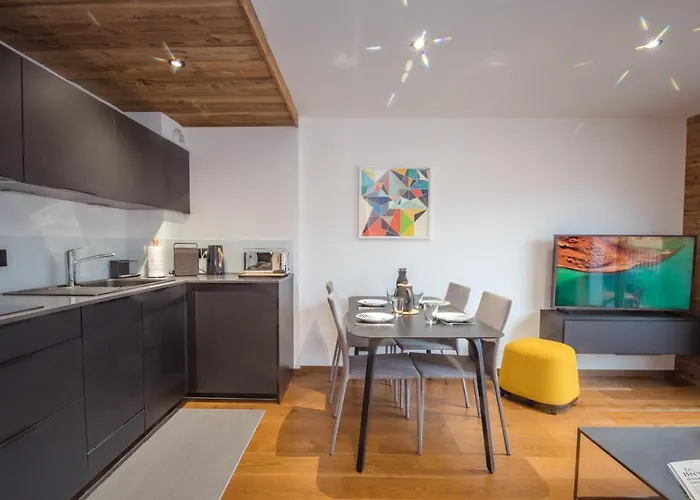 Moderne Avec Parking Et Wi-fi à - Fr-1-343-220