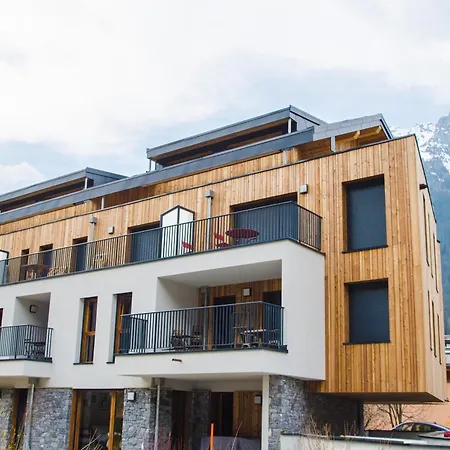 Moderne Avec Balcon Et Parking A
