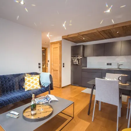 Moderne Avec Balcon Et Parking A - Fr-1-343-220